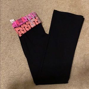 VS Pink Yoga Pants